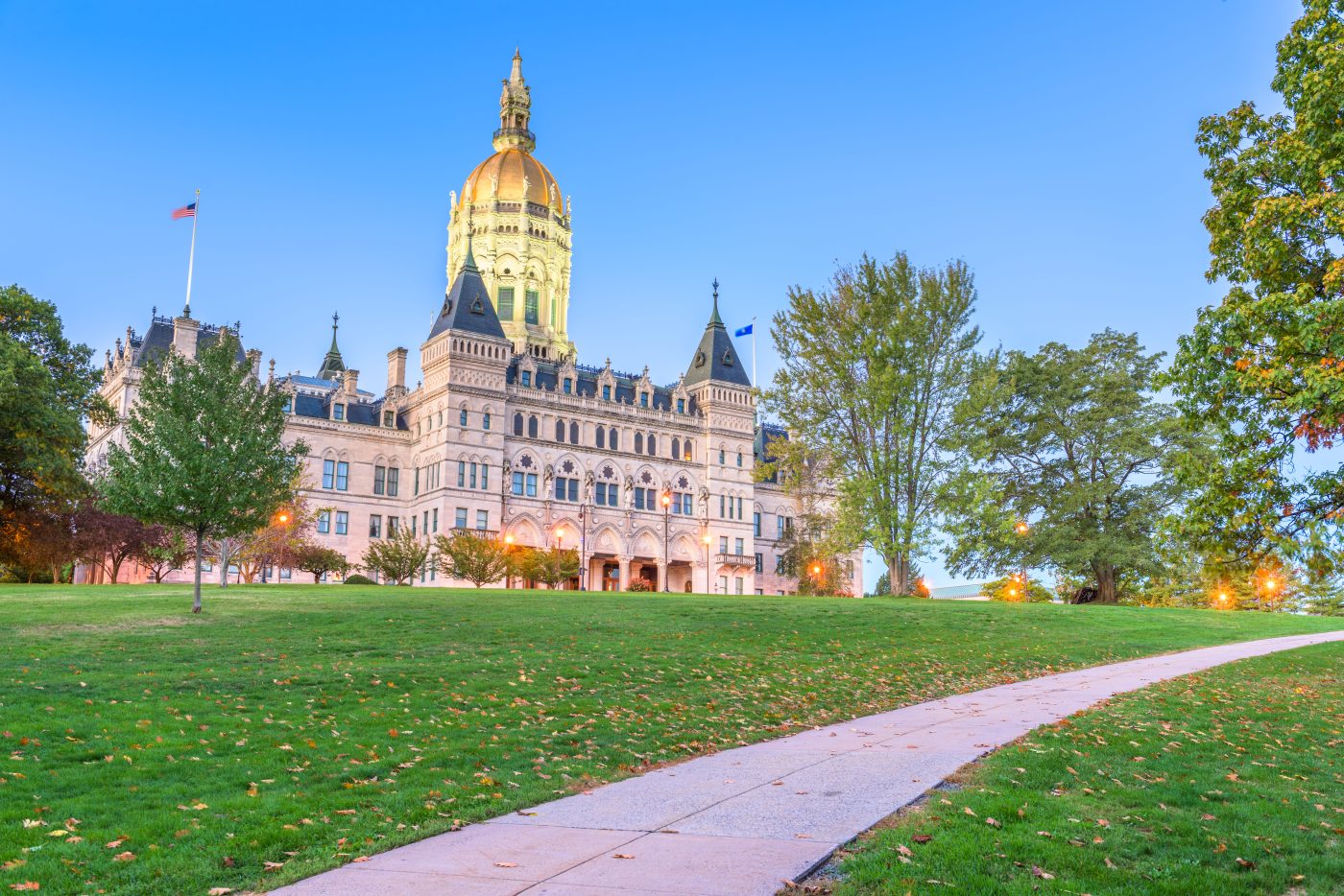 The Connecticut State Capitol building in Hartford at dusk